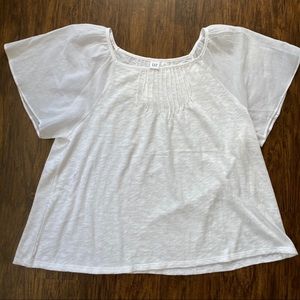 Gap flutter sleeve top